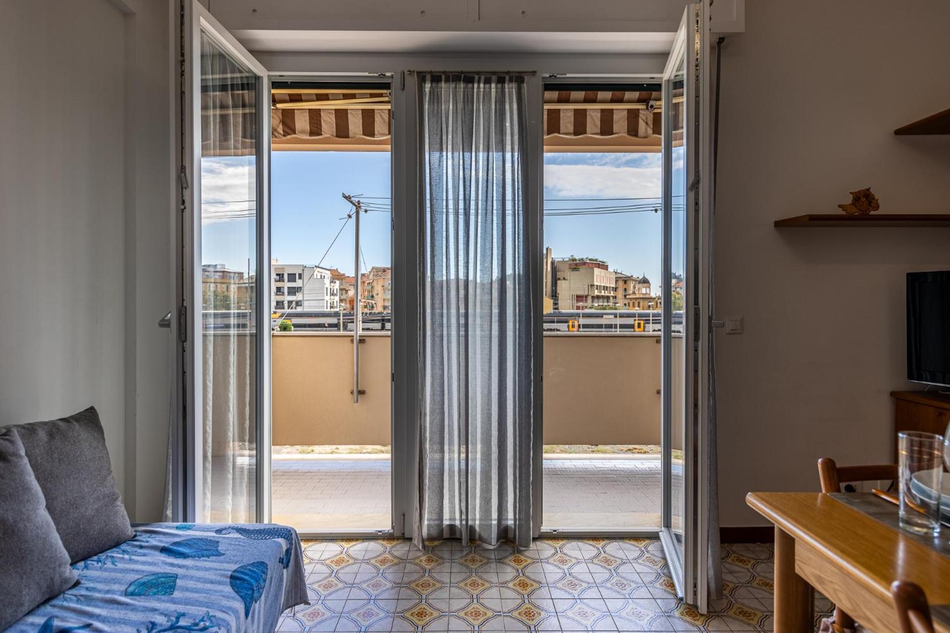 Casa Francesca Luminoso, Wifi E Parcheggio Διαμέρισμα Σέστρι Λεβάντε Εξωτερικό φωτογραφία